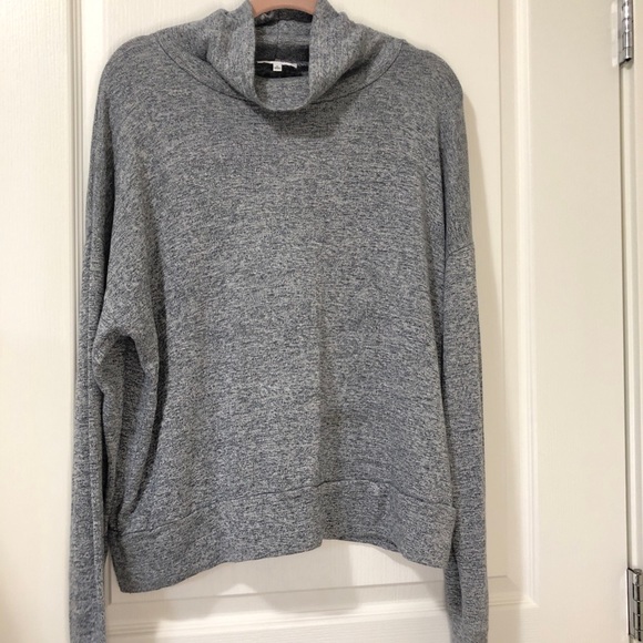 Community turtleneck sweater (M) - Picture 1 of 2